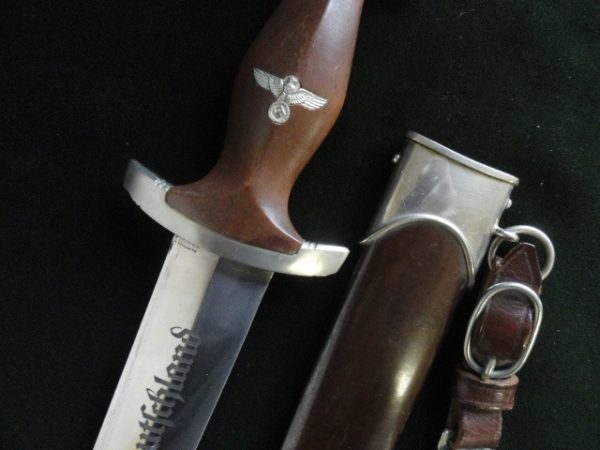 Early SA Dagger w/Three Piece Hanger (#28840)